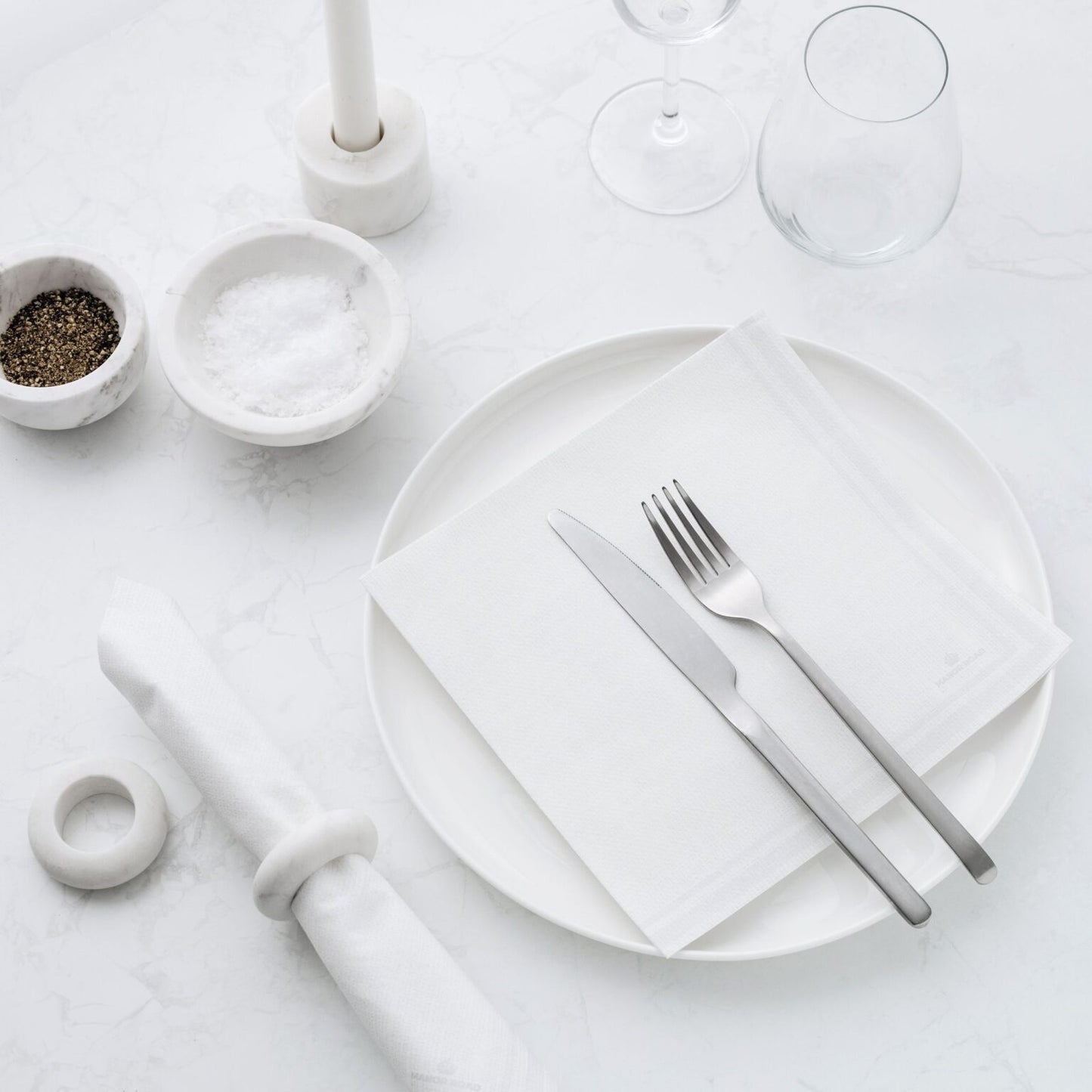 Linen Luxe White Dinner Paper Napkin- 20pk- Manor Road